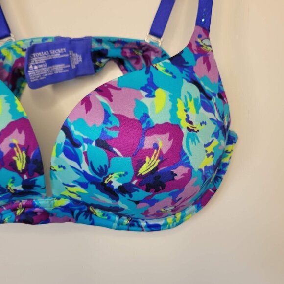 Victoria's Secret Biofit Push-Up Bra - Picture 5 of 6